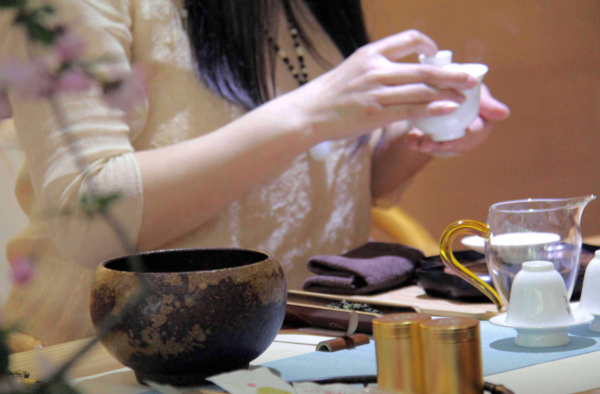特色茶馆长沙喝茶可以选人的场子，品味百年文化与人情味