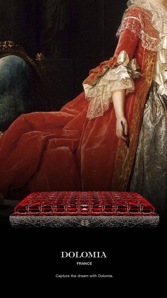 高端品牌定位的国际大牌枕DOLOMIA，独创“深睡秘籍”，奠定显赫一世的枕坛影响力